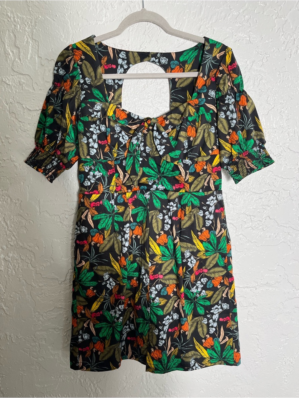 Du Paradis Tropical Floral Cutout Mini Dress‎ Puff Sleeve Open Back Boho M